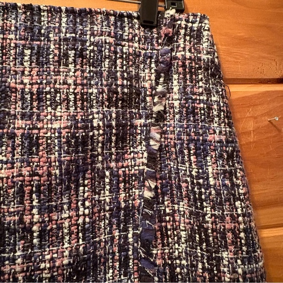 LOFT Multi-Color Mini Pencil Skirt - Picture 4 of 11